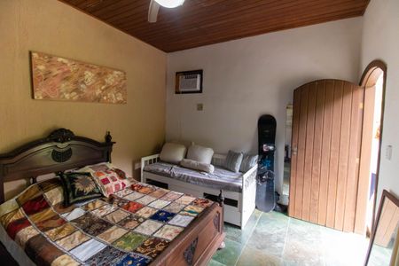 Casa à venda com 400m², 5 quartos e 6 vagasSuíte Externa