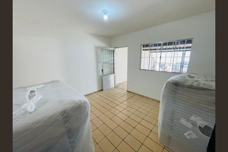 Sala de casa para alugar com 2 quartos, 70m² em Vila Nova Bonsucesso, Guarulhos