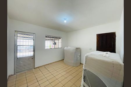 Sala de casa para alugar com 2 quartos, 70m² em Vila Nova Bonsucesso, Guarulhos