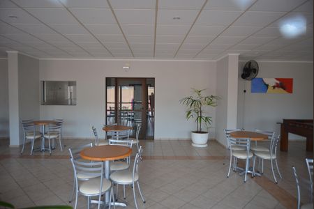 Apartamento para alugar com 80m², 2 quartos e 1 vagaÁrea comum - Salão de festas