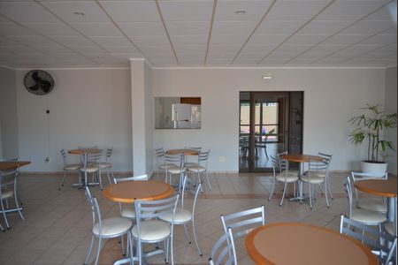 Apartamento para alugar com 80m², 2 quartos e 1 vagaÁrea comum - Salão de festas