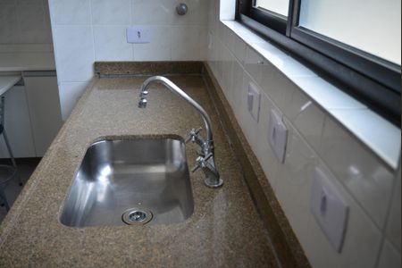 Apartamento para alugar com 80m², 2 quartos e 1 vagaCozinha