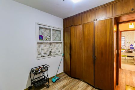 Quarto 01 de casa à venda com 2 quartos, 165m² em Parque Continental, São Paulo