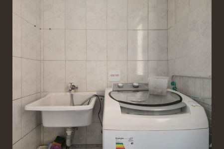 Apartamento à venda com 97m², 2 quartos e 1 vagaÁrea de Serviço