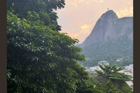 Apartamento à venda com 65m², 2 quartos e 1 vagaVista da varanda