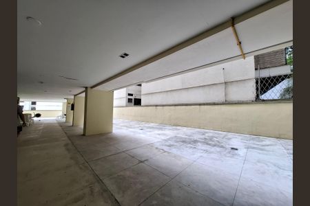 Apartamento à venda com 65m², 2 quartos e 1 vagaÁrea comum - Playground