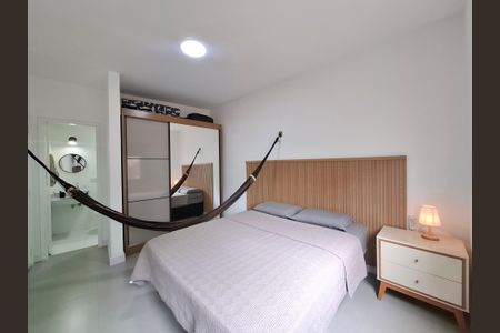 Apartamento à venda com 65m², 2 quartos e 1 vagaSuíte 