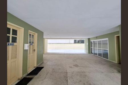 Apartamento à venda com 65m², 2 quartos e 1 vagaÁrea comum 