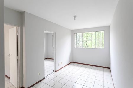Sala de apartamento para alugar com 2 quartos, 80m² em Santa Terezinha, Belo Horizonte