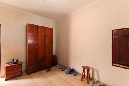 Quarto 1 de casa para alugar com 2 quartos, 45m² em Vila Invernada, São Paulo