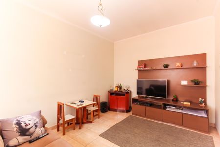 Sala de casa para alugar com 2 quartos, 45m² em Vila Invernada, São Paulo