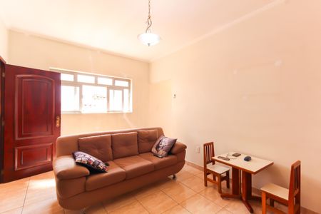 Sala de casa para alugar com 2 quartos, 45m² em Vila Invernada, São Paulo