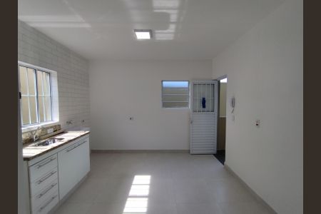 Sala/Cozinha de casa para alugar com 1 quarto, 40m² em Vila Brasilina, São Paulo
