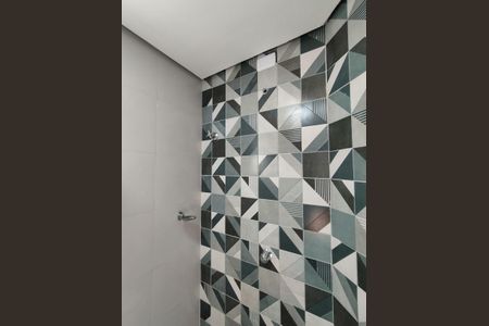 Banheiro Social de casa para alugar com 1 quarto, 40m² em Vila Brasilina, São Paulo