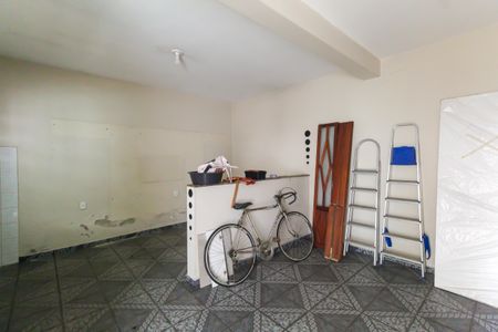 Sala/Cozinha de casa para alugar com 2 quartos, 55m² em Vila Invernada, São Paulo