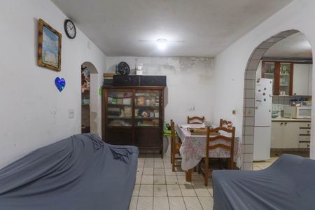 Casa à venda com 2 quartos, 142m² em Taboão, Diadema
