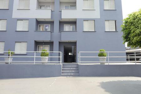 Apartamento para alugar com 58m², 2 quartos e 1 vagaFachada