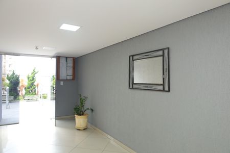 Apartamento para alugar com 58m², 2 quartos e 1 vagaÁrea comum - Saguão do prédio