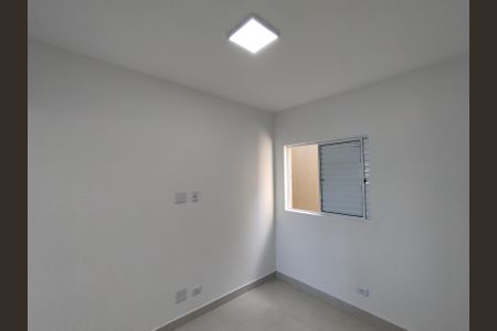 Quarto de casa para alugar com 1 quarto, 40m² em Vila Brasilina, São Paulo