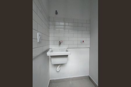 Área de Serviço de casa para alugar com 1 quarto, 40m² em Vila Brasilina, São Paulo