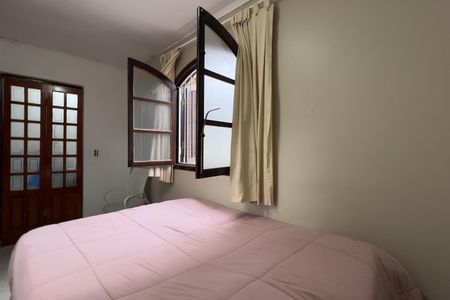 Casa à venda com 154m², 4 quartos e 2 vagas Casa à venda com 154m², 4 quartos e 2 vagasQuarto 2