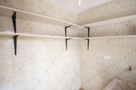 Casa à venda com 100m², 2 quartos e 2 vagasÁrea de Serviço