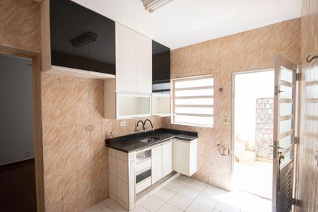 Casa à venda com 100m², 2 quartos e 2 vagasCozinha