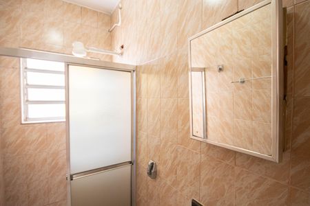 Casa à venda com 100m², 2 quartos e 2 vagasBanheiro