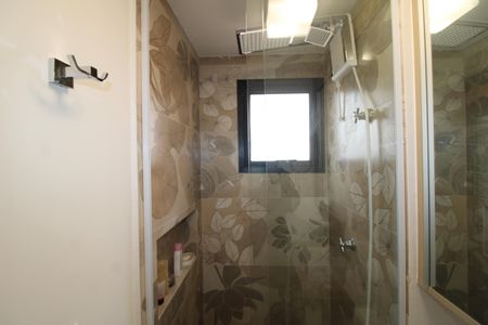 Banheiro de apartamento para alugar com 1 quarto, 27m² em Vila Dom Pedro Ii, São Paulo