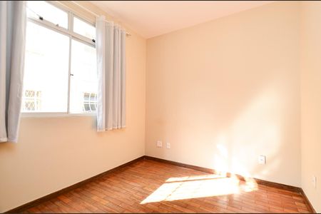 Quarto 1 de apartamento para alugar com 3 quartos, 96m² em Carmo, Belo Horizonte