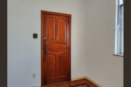 Entrada de apartamento para alugar com 2 quartos, 40m² em Imperial de São Cristóvão, Rio de Janeiro