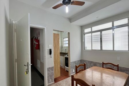 Sala de apartamento para alugar com 1 quarto, 42m² em José Menino, Santos