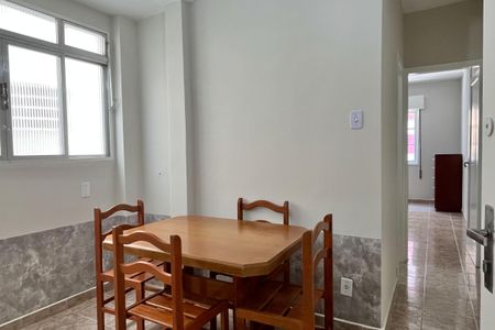 Sala de apartamento para alugar com 1 quarto, 42m² em José Menino, Santos