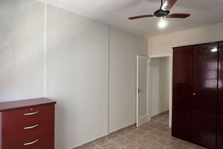 Quarto de apartamento para alugar com 1 quarto, 42m² em José Menino, Santos