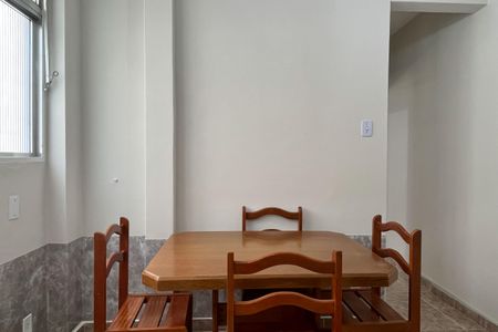Sala de apartamento para alugar com 1 quarto, 42m² em José Menino, Santos