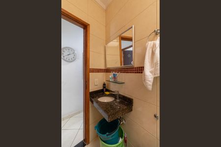 Casa à venda com 180m², 3 quartos e 3 vagasBanheiro