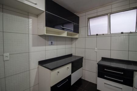 Cozinha de apartamento à venda com 2 quartos, 51m² em Jardim Jaqueline, São Paulo