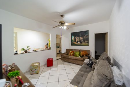 Sala de casa à venda com 4 quartos, 125m² em Vila Rio Branco, São Paulo