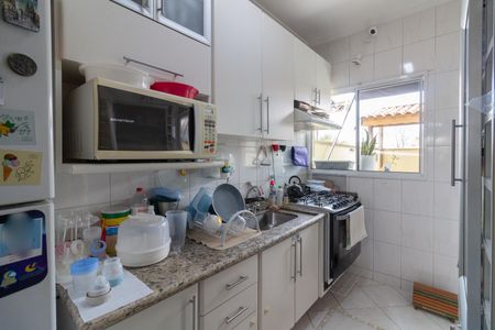 Casa de condomínio à venda com 90m², 2 quartos e 2 vagasCozinha