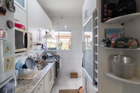 Casa de condomínio à venda com 90m², 2 quartos e 2 vagasCozinha