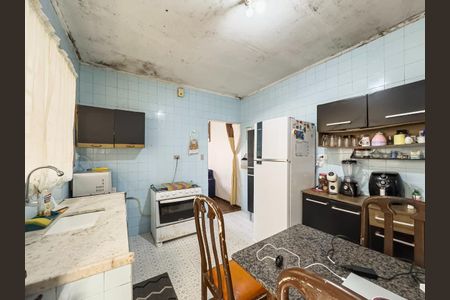 Casa à venda com 168m², 2 quartos e 1 vagaFoto 05