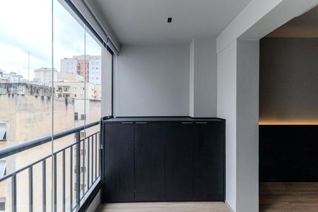 Varanda de kitnet/studio para alugar com 1 quarto, 33m² em Consolação, São Paulo