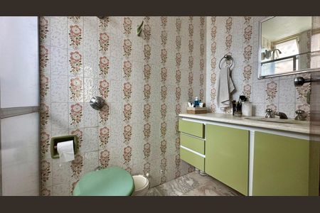 Apartamento à venda com 106m², 3 quartos e 2 vagas Apartamento à venda com 106m², 3 quartos e 2 vagasBanheiro