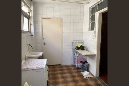 Apartamento à venda com 106m², 3 quartos e 2 vagas Apartamento à venda com 106m², 3 quartos e 2 vagasÁrea de serviço