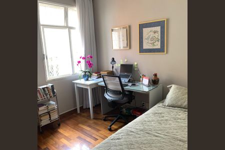 Apartamento à venda com 106m², 3 quartos e 2 vagas Apartamento à venda com 106m², 3 quartos e 2 vagasQuarto