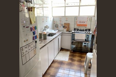 Apartamento à venda com 106m², 3 quartos e 2 vagas Apartamento à venda com 106m², 3 quartos e 2 vagasCozinha