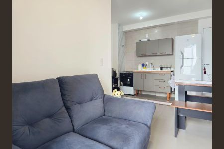 Sala  de apartamento para alugar com 2 quartos, 47m² em Vila Augusta, Guarulhos