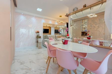 Sala de apartamento à venda com 2 quartos, 93m² em Vila Firmiano Pinto, São Paulo