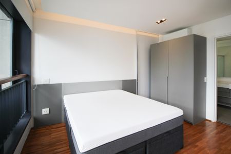 Suíte  de apartamento para alugar com 1 quarto, 50m² em Indianópolis, São Paulo