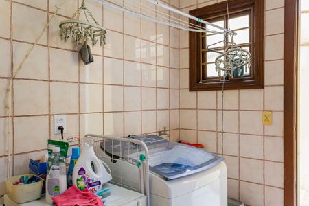 Casa à venda com 153m², 4 quartos e 2 vagas Casa à venda com 153m², 4 quartos e 2 vagasÁrea de Serviço